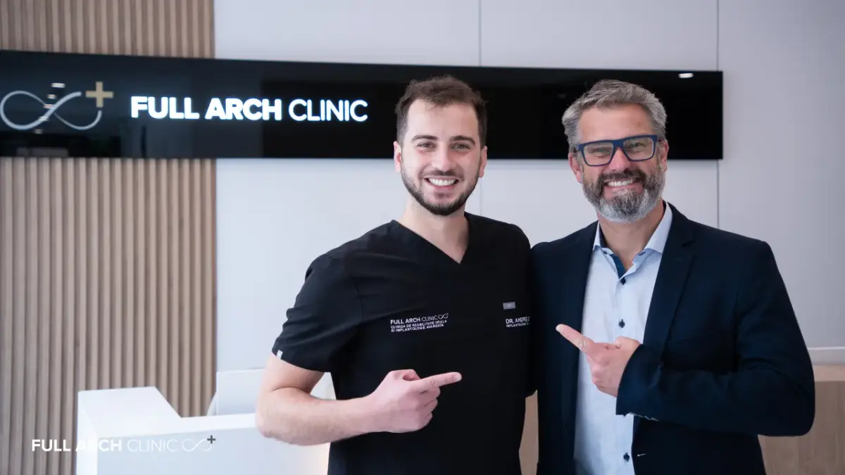 Dr. Andrei Stan alături de Dr. Sérgio Rocha Bernardes la Full Arch Clinic din Cluj-Napoca